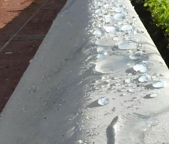 岳普湖硅烷浸渍涂料在混凝土保护中的应用